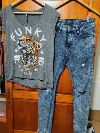 Vaqueros Bershka