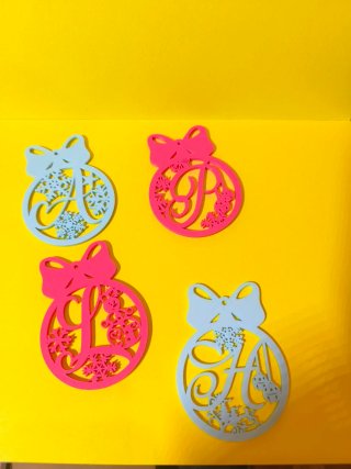Bolas Navideñas Personalizadas con Iniciales