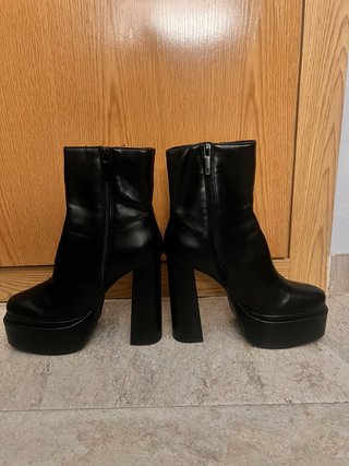 Botines Negros con Plataforma