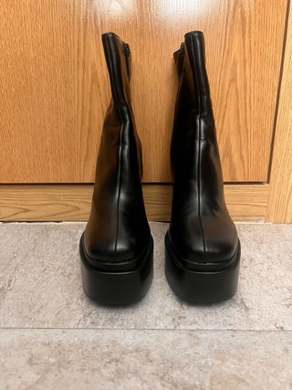 Botines Negros con Plataforma