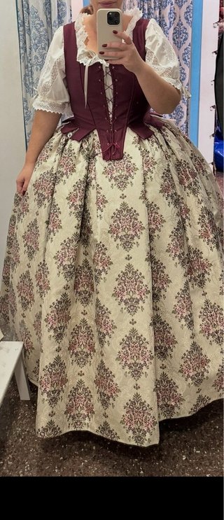 Traje de fallera huertana