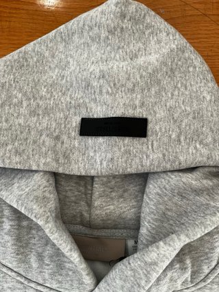 Sudadera Essentials Fear of God Gris