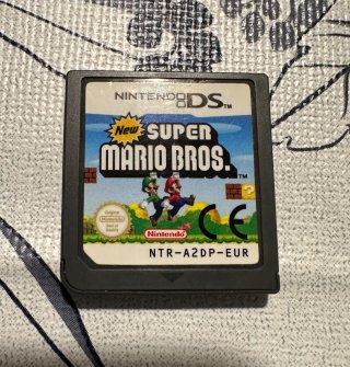 New Super Mario Bros. DS (NTR-A2DP-EUR)