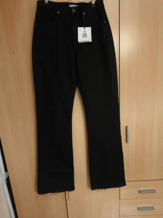Pantalón vaquero negro Lumina