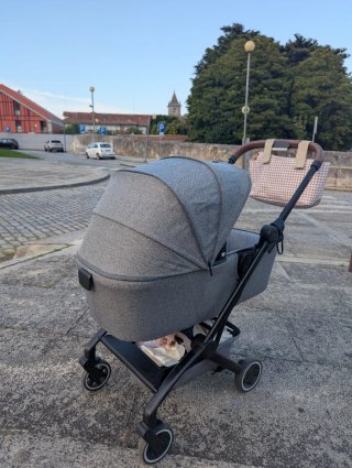 Capazo y silla de paseo Joolz Aer gris