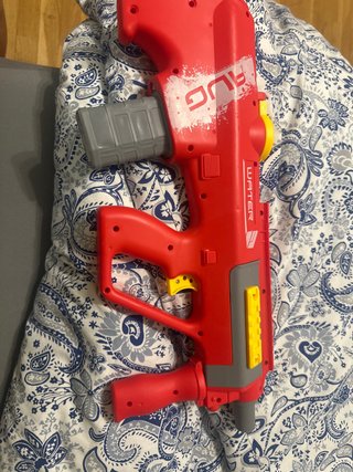 Pistola Eléctrica de Agua AUG