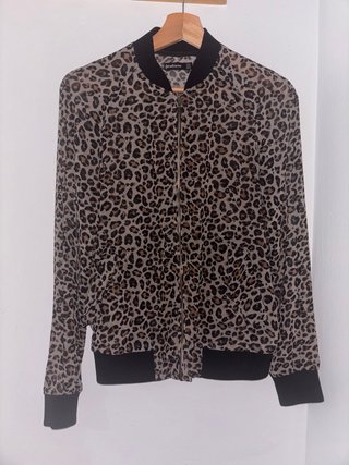 Chaqueta Stradivarius Estampado Animal