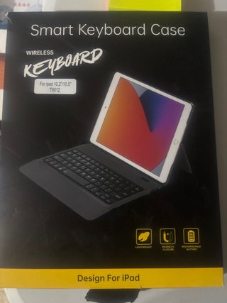Funda con Teclado para iPad 10.2/10.5