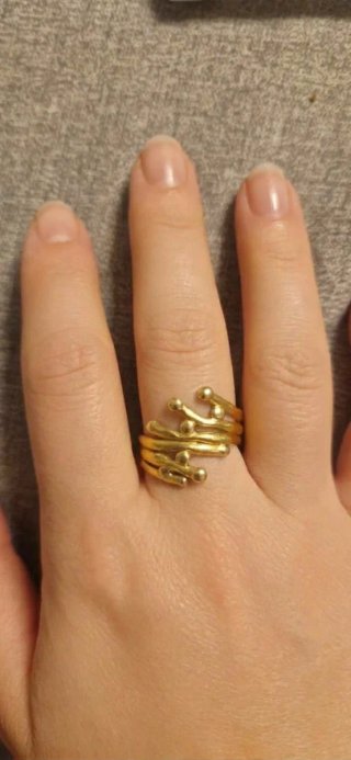 Anillo de oro