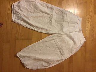 Pantalones de lino blancos