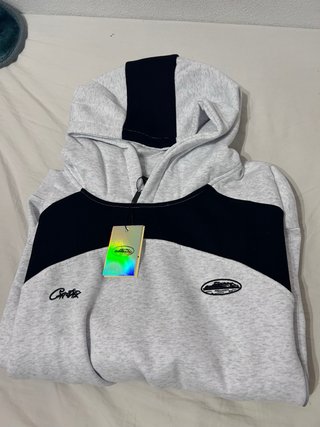 Sudadera Corteiz Negra y Gris