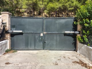 Puerta Automática de Dos Hojas