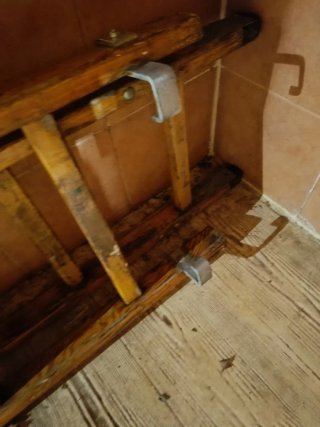 Escalera de Madera de Dos Tramos