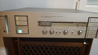 Amplificador Akai AM-U41 DC Stereo Integrado