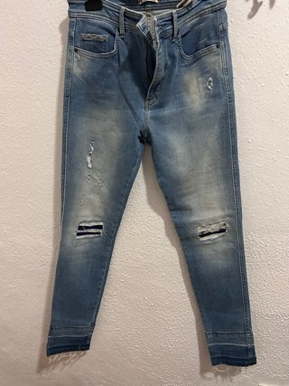 Pantalones vaqueros Salsa desgastados