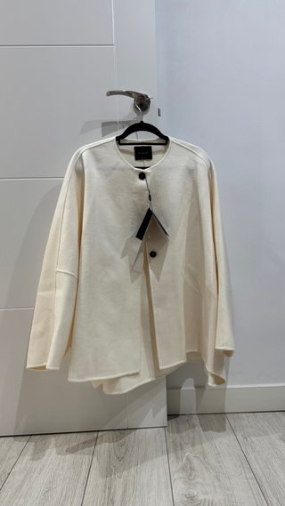 Capa Lana Massimo Dutti