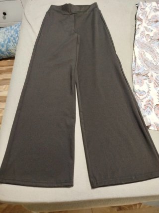 Pantalón largo acampanado negro
