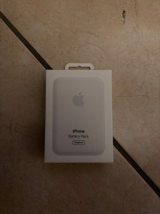 Apple iPhone Battery Pack MagSafe