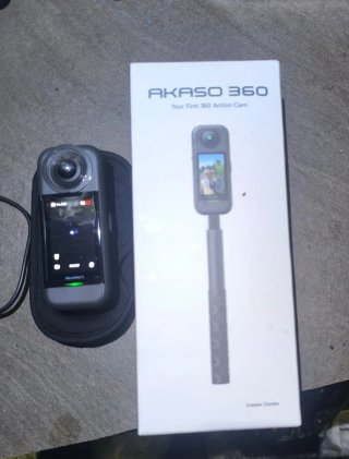 Cámara de fotos y videos Akaso 360. Menos