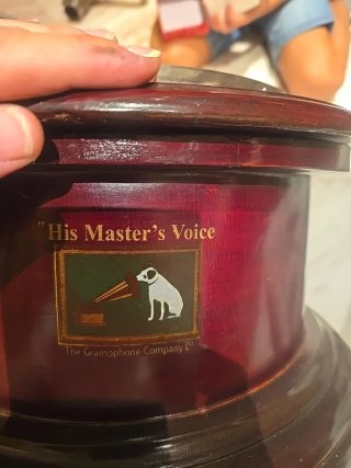 Gramófono His Master's Voice