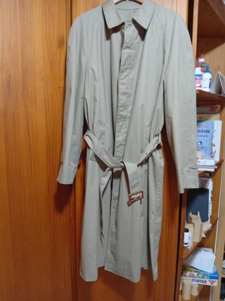 Gabardina beige hombre
