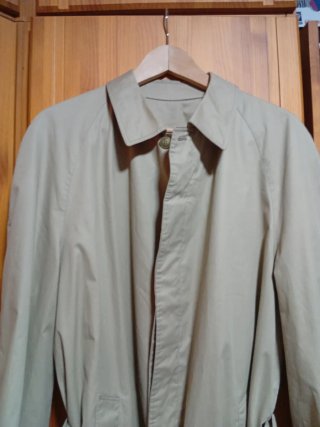 Gabardina beige hombre