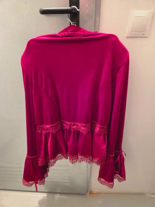 Chaqueta Roja con Encaje tipo circense