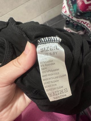 Maillot de danza negro con falda