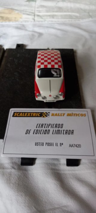 Scalextric Seat 600 Rally Míticos de Altaya. Nuevo