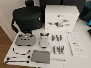 Dron DJI Mini 4K fly more combo