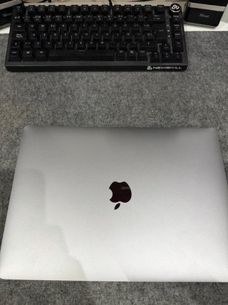 MacBook Pro 13 2017 Plata
