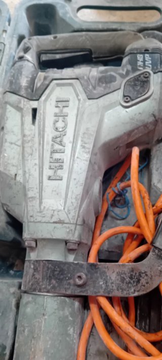 Martillo demoledor Hitachi
