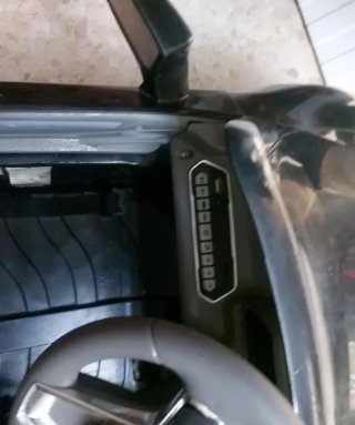 Auto elettrica per bambini Lexus