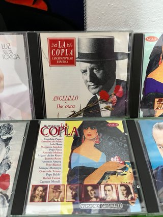 Lote de 8 CDs de Música
