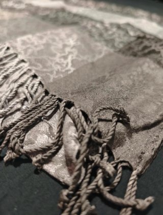 Pañuelo TOUS Gris