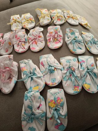 Lote de 12 pares patucos para bebé