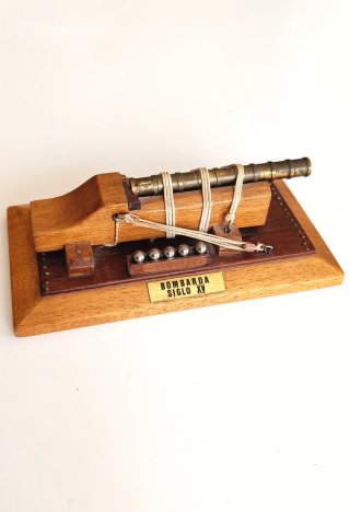 Maqueta de Bombarda Siglo XV