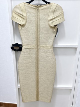 Vestido de fiesta dorado y beige