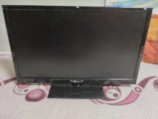 Monitor Nevir 24 pollici per TV o PC