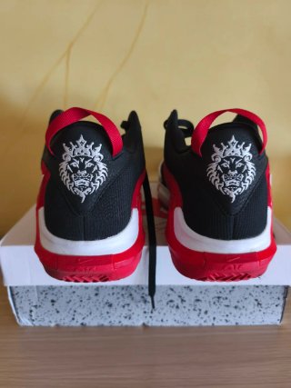 Zapatillas Nike LeBron James