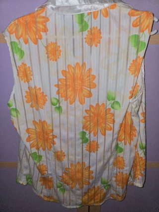 Camisa sin mangas con estampado floral