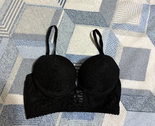 Bustier nero in pizzo