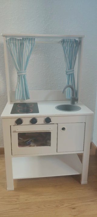 Cocinita de madera Ikea blanca