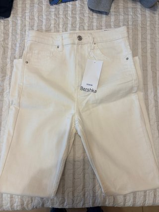 Pantalón Blanco Bershka