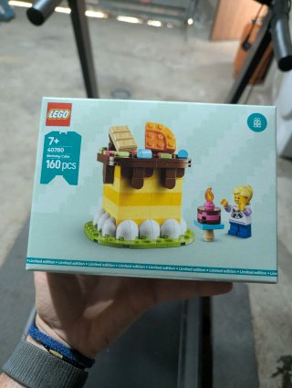 LEGO Birthday Cake 40780