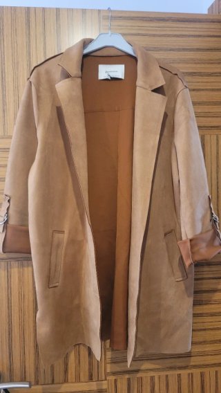 Chaqueta Suede Camel Stradivarius