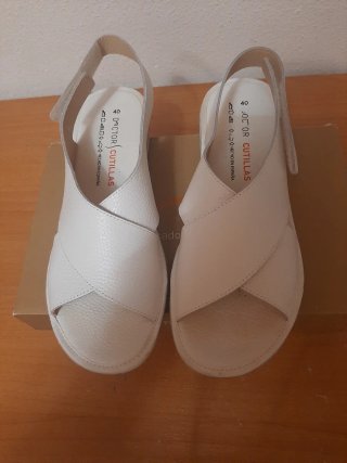 Sandalias Doctor Cutillas Piel Blancas Talla 40