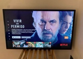 Televisión Smart TV Negra