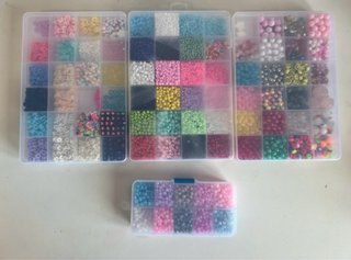 Pack 4 Cajas Cuentas y Abalorios