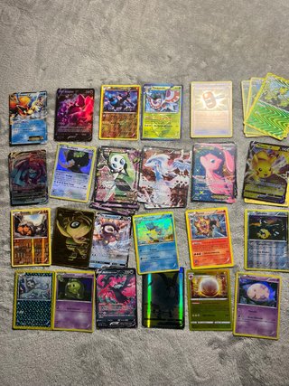 Lote de cartas Pokémon